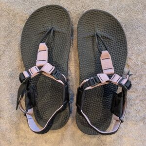 Bedrock Cairn Evo Sandals In Lilac, Size Women's 8/Mens 7